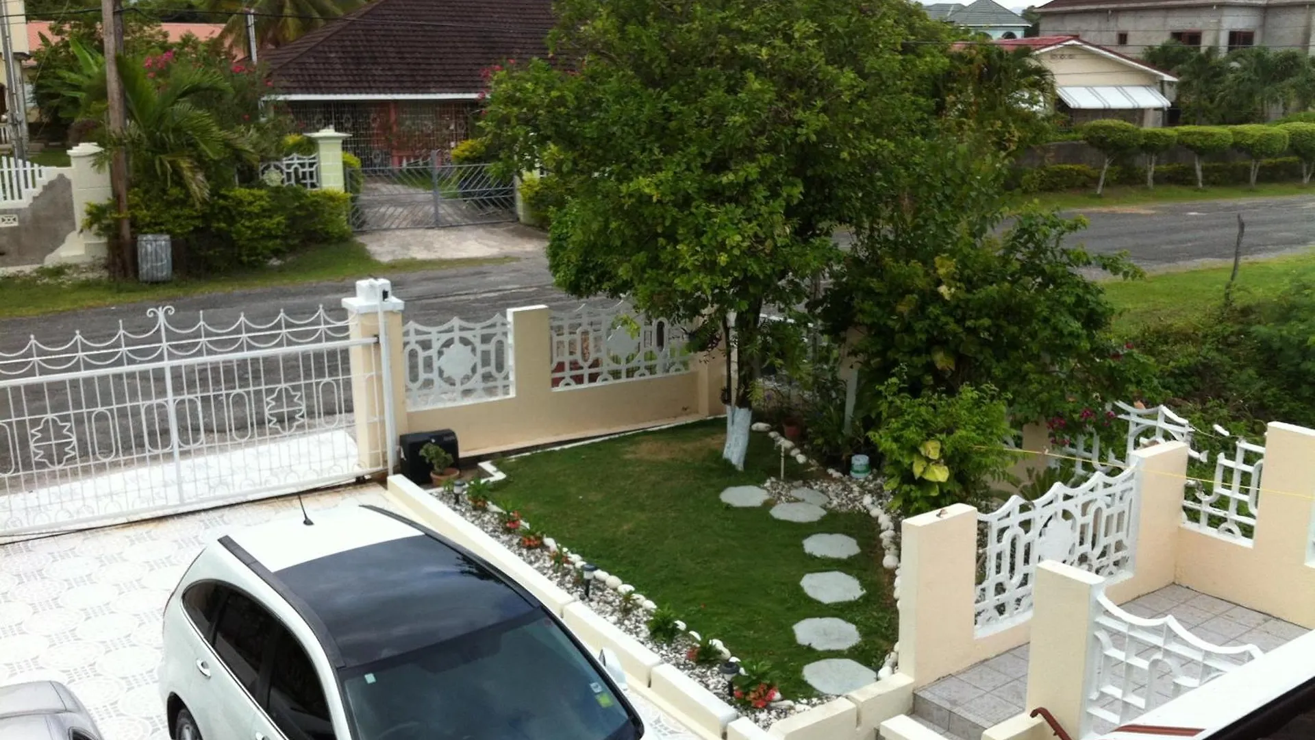 Πανσιόν Goldenview Guesthouse Ότσο Ρίος