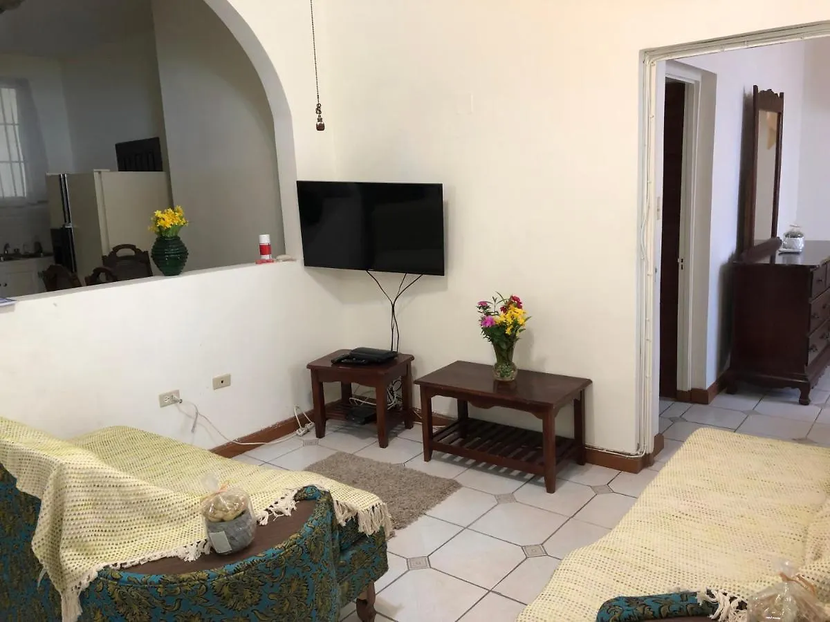 Goldenview Guesthouse Ότσο Ρίος Πανσιόν